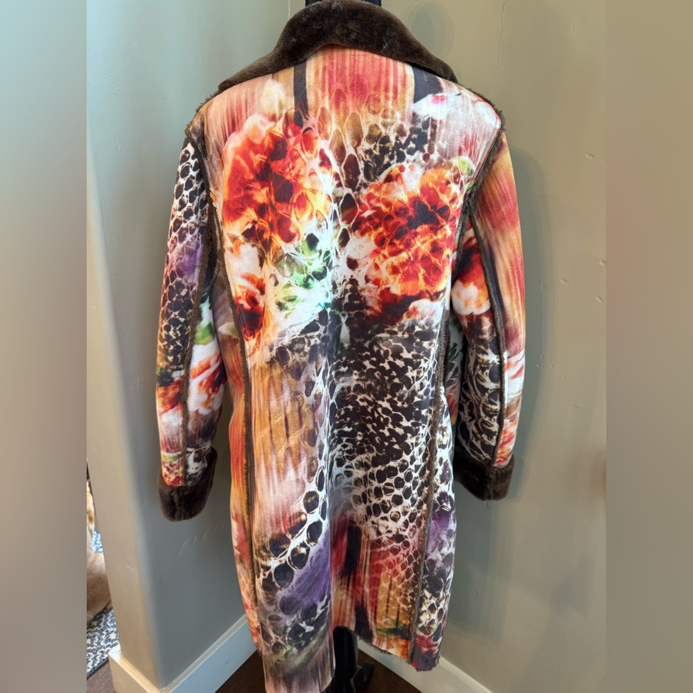 Multicolor Teddy Jacket - Picture 9 of 16